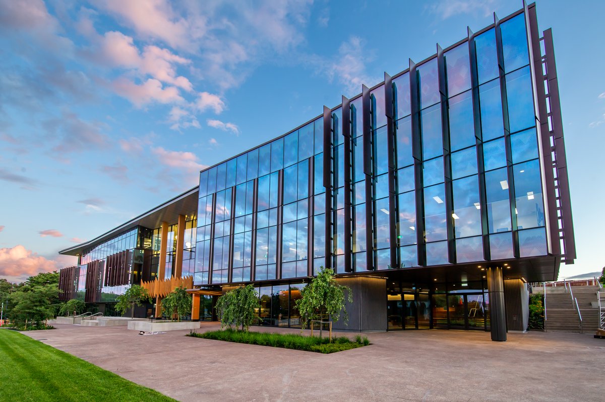massey university banner